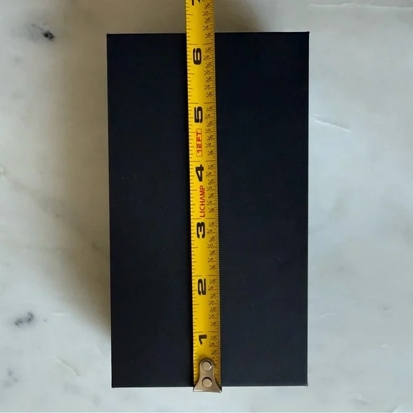 Bottega Veneta Black Gift Box - Picture 3 of 5